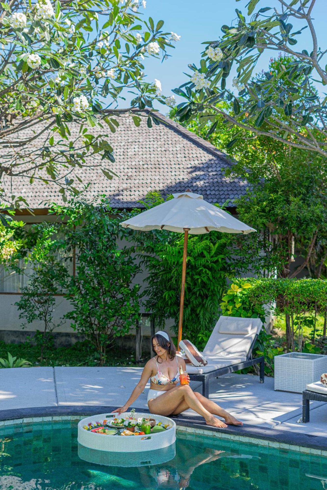 Burung In Kashantee Village Villa Seminyak