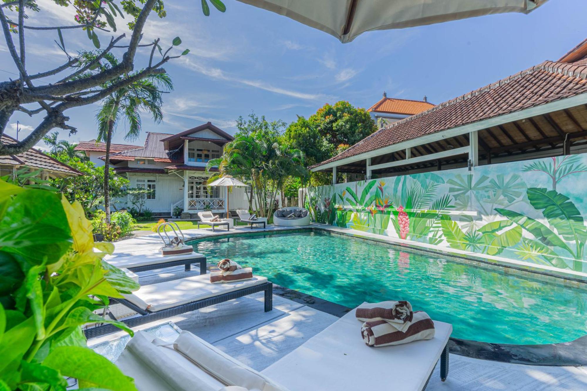 Burung In Kashantee Village Seminyak
