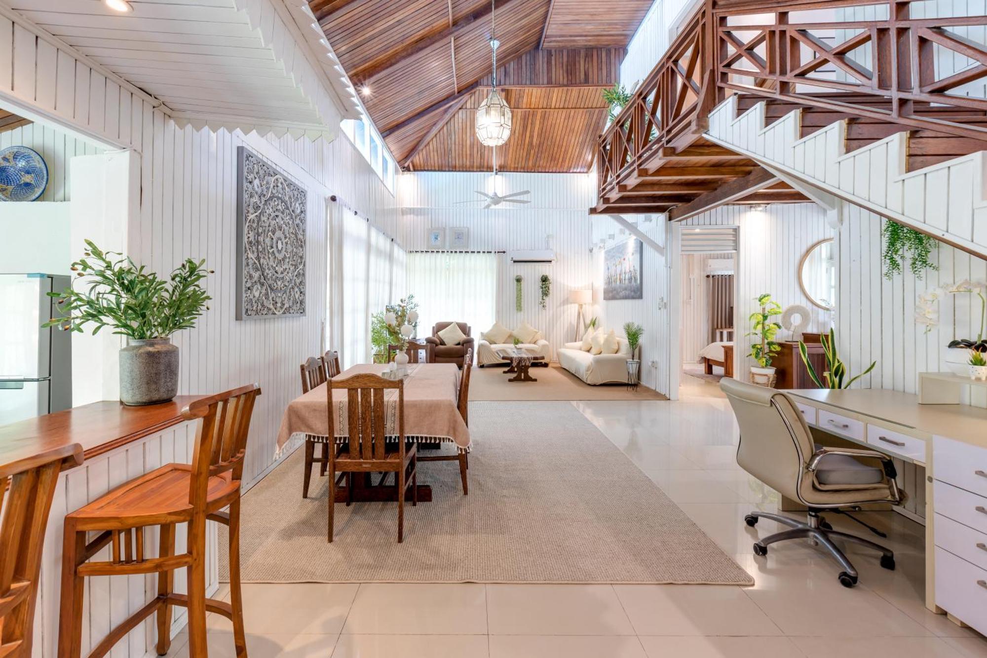 विला Burung In Kashantee Village Seminyak (Bali)